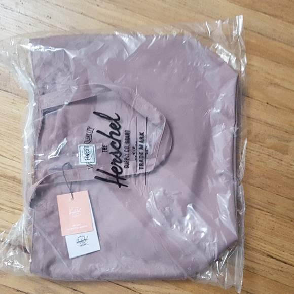 NEW Herschel Supply Co. Mica Tote - Picture 5 of 11